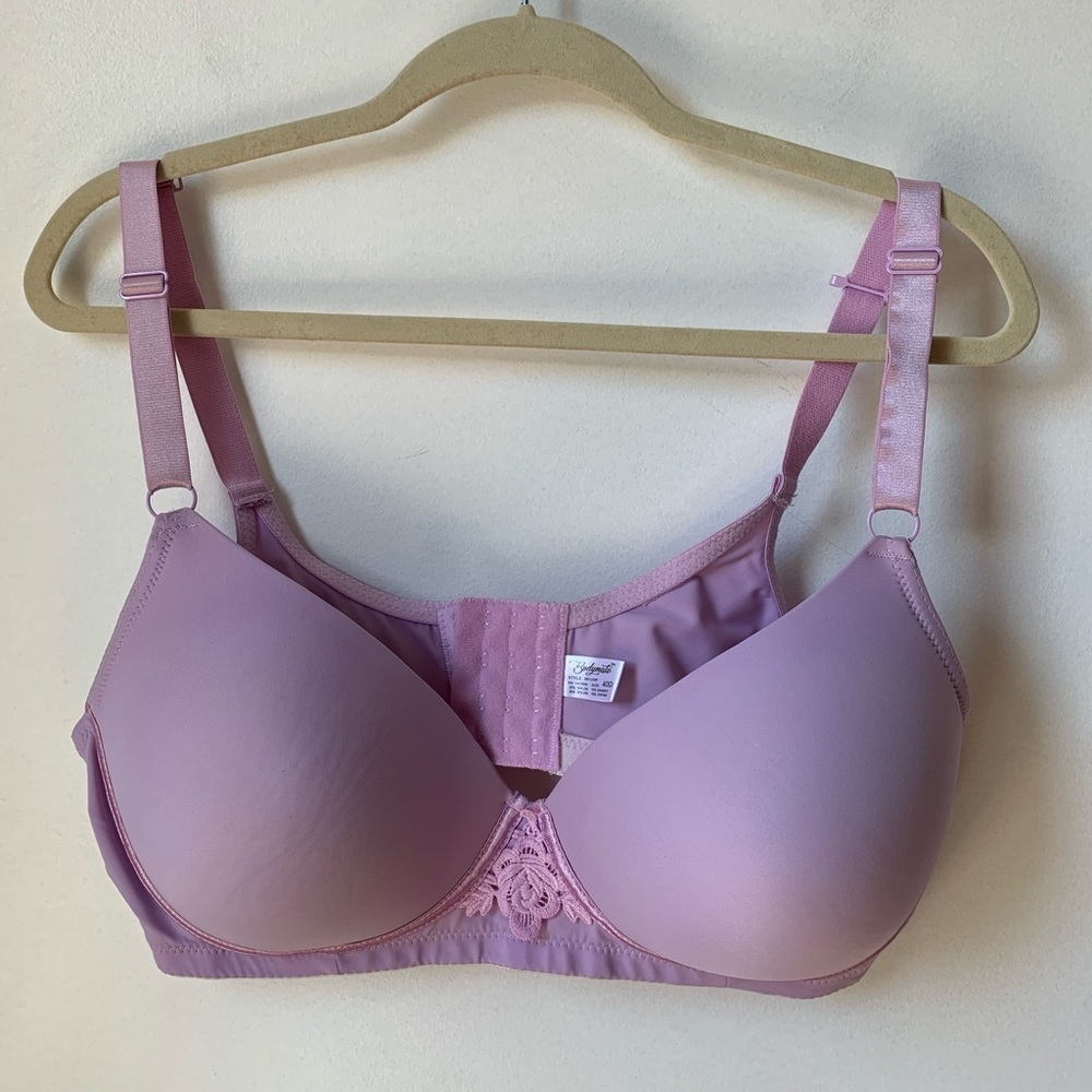 Bodymate Padded Bra 40D Style 0612WF Light Lavender Color Wireless EUC